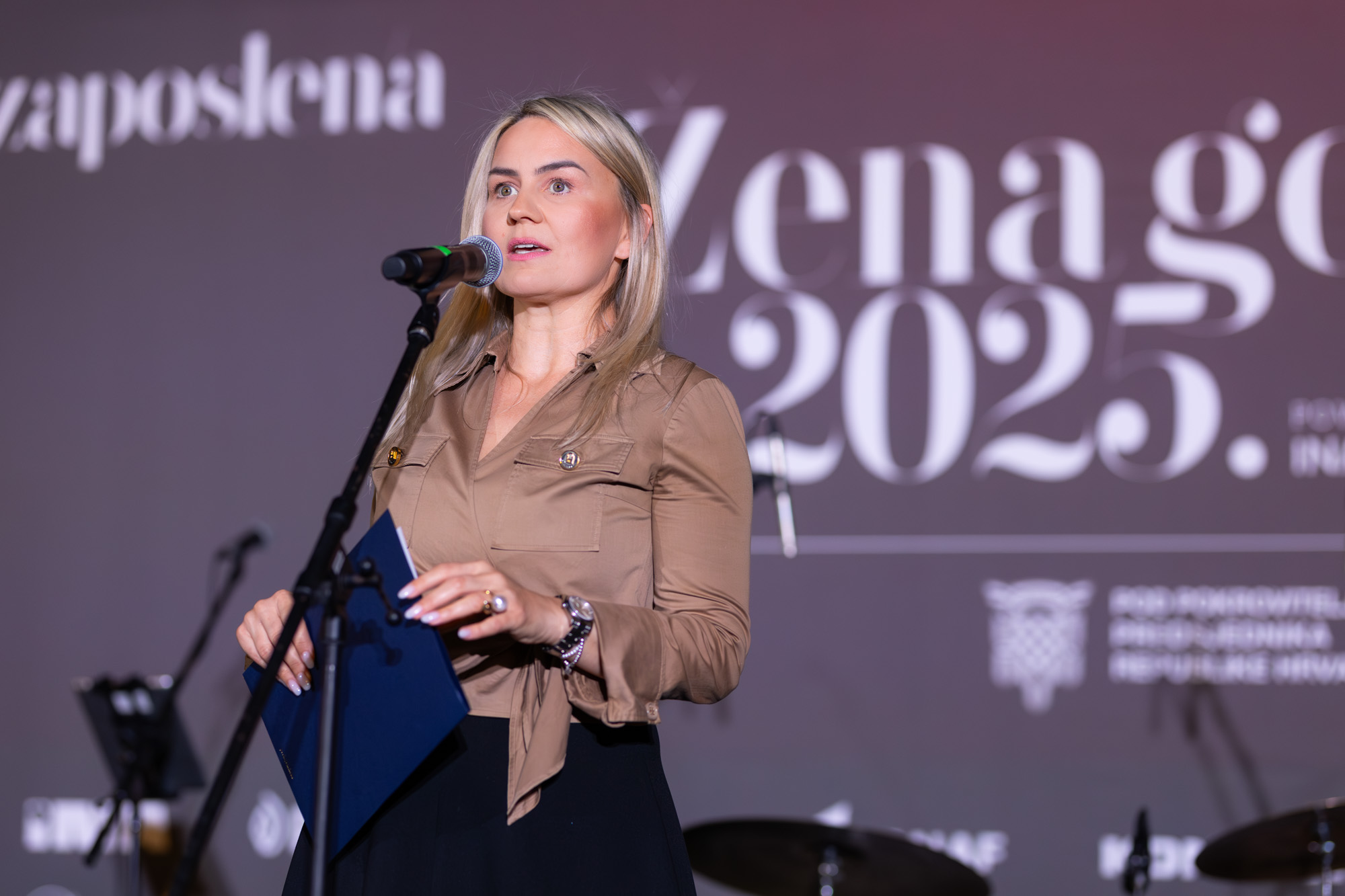 13-martina-ciglevic-pomocnica-savjetnika-za-ekonomiju-predsjednika-rh-u-funkciji-izaslanice-predsjednika-rh-zmilanovica.jpg