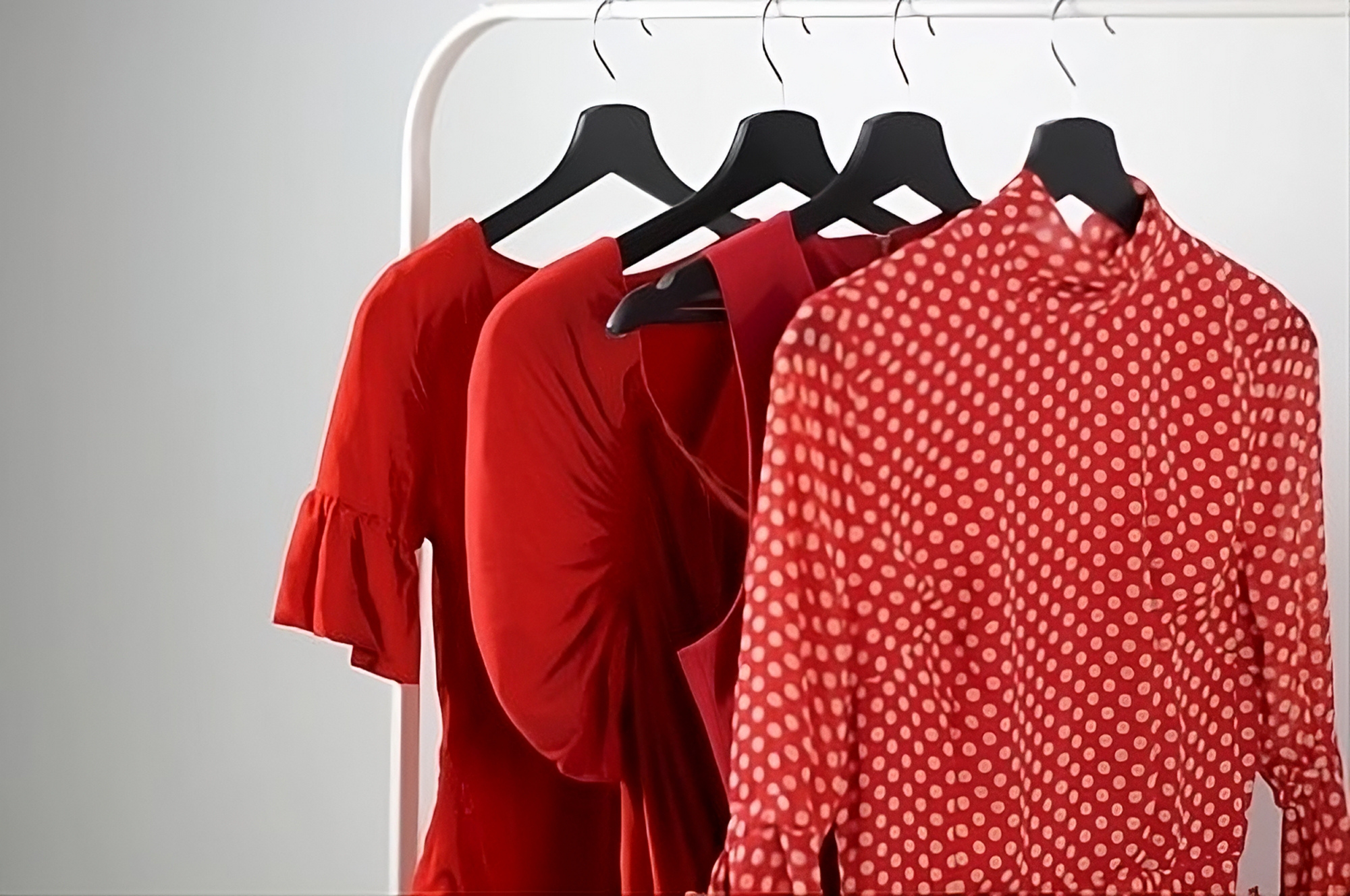 Upcycle, recycle, organic fabric, second hand, vintage - omiljeni održivi modni stilovi na okupu