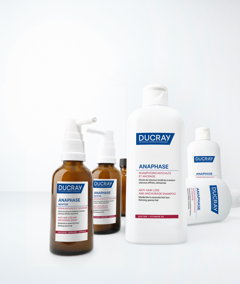 du-anaphase-shampoo-neoptide-serum-chronic-hair-loss-packshot-lifestyle-4x5-1.png