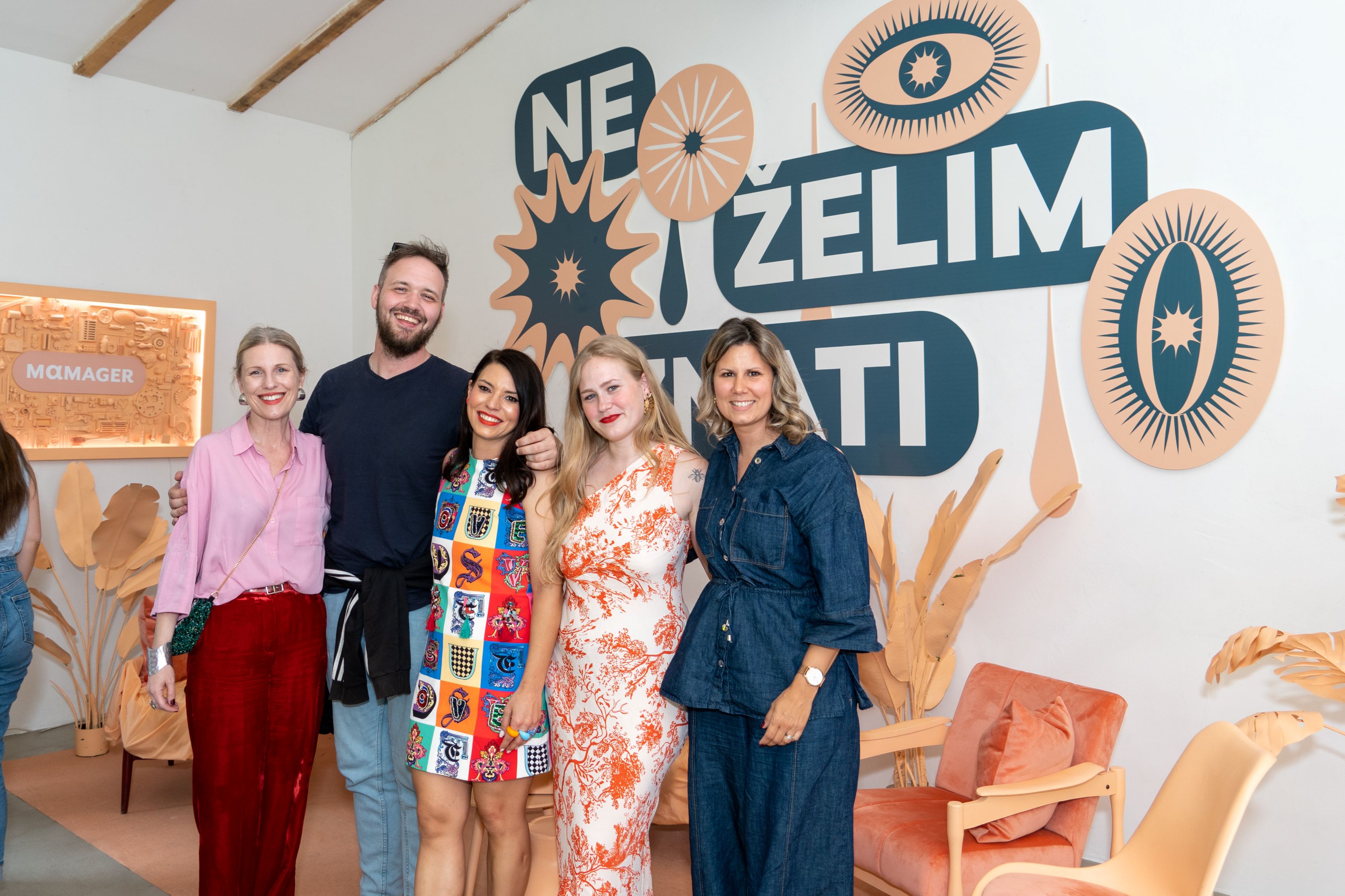 (Ne) želim znati: Ispod tepiha - panel i izložba koji otvaraju prostor za tabu teme